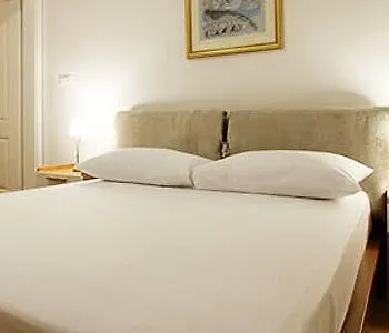 Villa Cvita 80 M From The Sea, Free Breakfast - Direct Landlord *