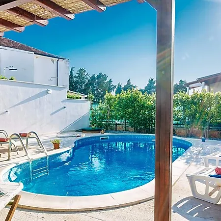 Cvita 80 M From The Sea, Free Breakfast - Direct Landlord * 흐바르