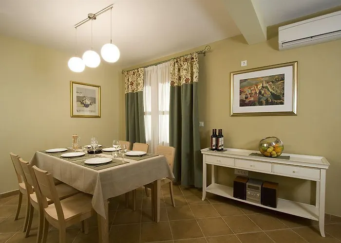 Cvita فيلة هفار