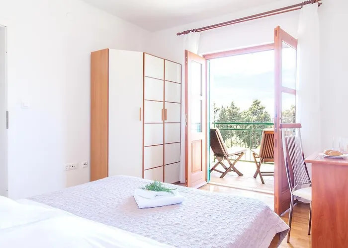 וילה Cvita חוואר